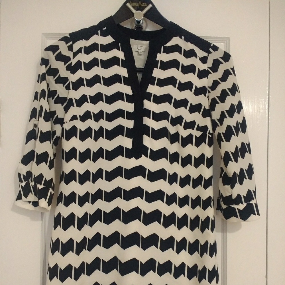 Graphic black & white Crown & Ivy dress, 2 petite